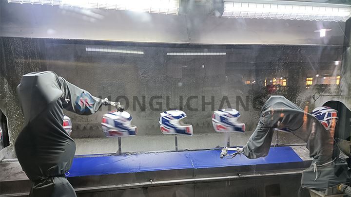 ହେଲମେଟ ପେଣ୍ଟ ଲାଇନ |